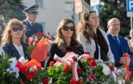 3F3A3282