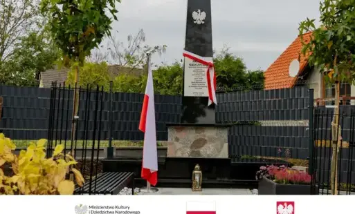 Zdjęcie do Uroczyste odsłonięcie zmodernizowanego Miejsca Pamięci w Maleninie