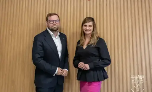 Zdjęcie do Dialog i wsp&oacute;łpraca
