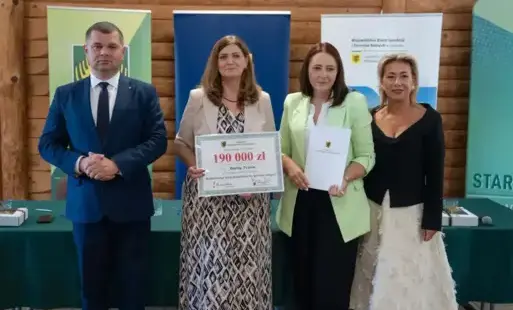 Zdjęcie do 190 000 zł dofinansowania dla Gminy Tczew na modernizację drogi w Czatkowach!